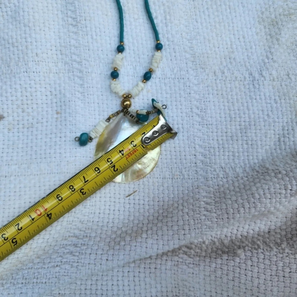 Vintage Hippie MOP‎ beachy Necklace - Picture 6 of 7